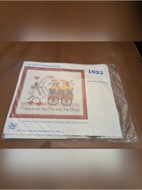 New Vintage Creative Circle Counted Cross Stitch Precious are the moments Kit